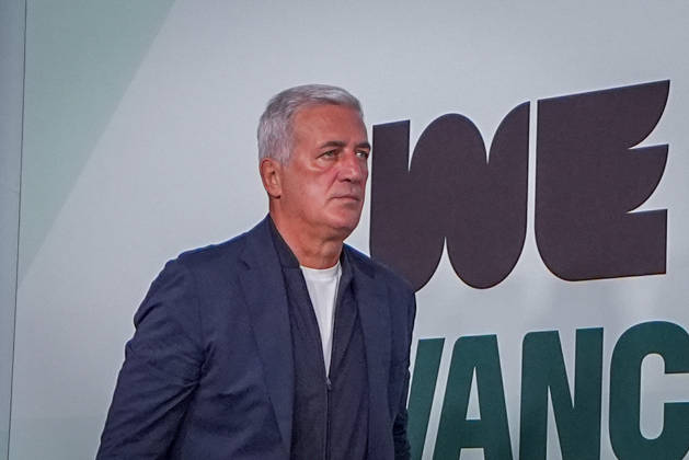 Kanada: Fußball FIFA World Cup, WM, Weltmeisterschaft, Fussball 2026 Sechzehntelfinale - Schweiz vs Algerien - BC Place Stadium Vancouver: Vladimir PetkoviÄ‡ Vladimir Petkovic (Trainer Algerien) Ankunft Stadion Copyright: xJOERANxSTEINSIEKx