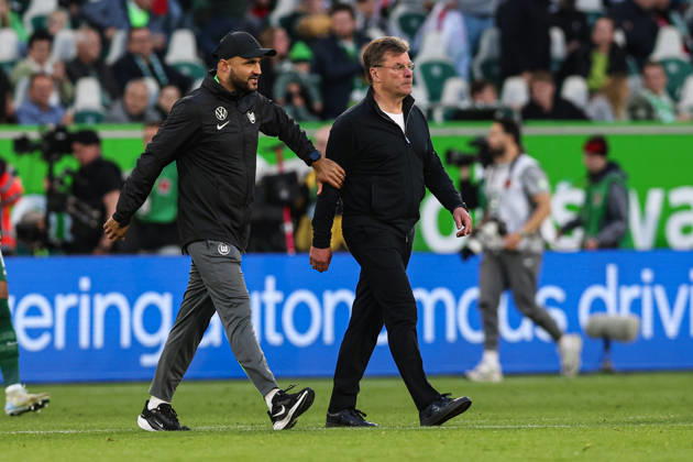 Trainer Dieter Hecking und Co-Trainer Murat Ural (VfL Wolfsburg) - 1. Fussball Bundesliga Saison 2025-2026 Punktspiel VfL Wolfsburg vs. FC Bayern München in der Volkswagen Arena in Wolfsburg - Fussball,Deutschland,Mann,Männer,09.05.2026