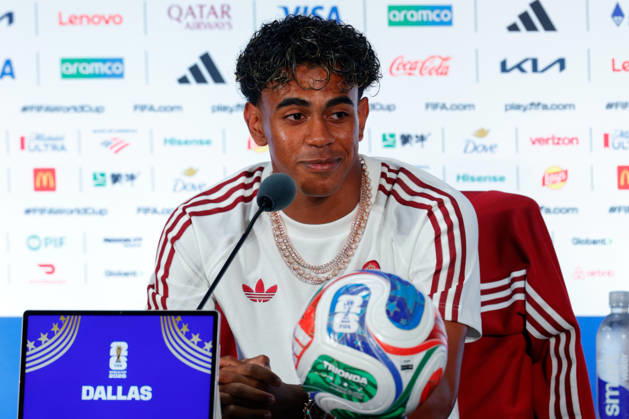 July 13, 2026, Arlington, Texas, USA: Spain forward LAMINE YAMAL (19) speaks to members of the media during a press conference, PK, Pressekonferenz at Dallas Stadium ahead of their semifinal match against France at the 2026 FIFA World Cup, WM, Weltmeisterschaft, Fussball Arlington USA - ZUMAa325 20260713_zsa_a325_039 Copyright: xDavidxBalleringxIix
