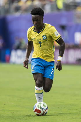 Brazil v Norway: Round of 16 - FIFA World Cup, WM, Weltmeisterschaft, Fussball 2026 New Jersey, United States - 5 July: Vinicius Junior of Brazil drives the ball during the FIFA World Cup 2026 Round Of 16 match between Brazil and Norway at New York New Jersey Stadium on July 5, 2026 in East Rutherford, United States East Rutherford New York New Jersey Stadium New Jersey United States Copyright: xLatinxSportxImagesx