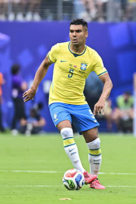 Brazil v Norway: Round of 16 - FIFA World Cup, WM, Weltmeisterschaft, Fussball 2026 New Jersey, United States - 5 July: Casemiro of Brazil looks to pass the ball during the FIFA World Cup 2026 Round Of 16 match between Brazil and Norway at New York New Jersey Stadium on July 5, 2026 in East Rutherford, United States East Rutherford New York New Jersey Stadium New Jersey United States Copyright: xLatinxSportxImagesx