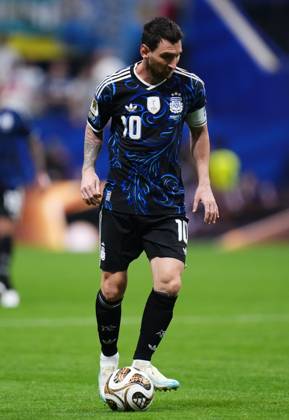 England v Argentina - FIFA World Cup, WM, Weltmeisterschaft, Fussball 2026 - Semi Finals ATLANTA, GEORGIA - JULY 15: Lionel Messi of Argentina controls the ball during the 2026 FIFA World Cup semifinal match between England and Argentina at Atlanta Stadium in Atlanta, Georgia, United States, on July 15, 2026. Jose Hernandez Anadolu Georgia United States. Editorial use only. Please get in touch for any other usage. Copyright: x2026xAnadoluxJosexHernandezx