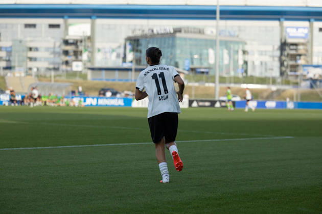 Fußball I Frauen I Testspiel I FC Schalke 04 - Borussia Mönchengladbach I 16.07.2026 Alina Abdii (11, Borussia Mönchengladbach) Gelsenkirchen Am Parkstadion Nordrhein-Westfalen Deutschland Copyright: xLobeca CedricxSiefkerx