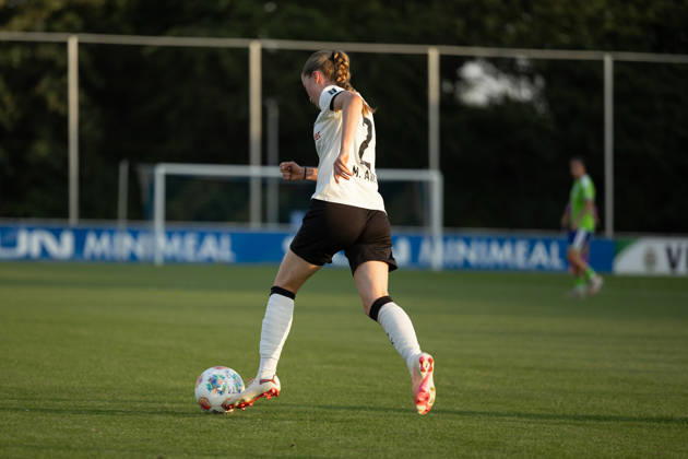Fußball I Frauen I Testspiel I FC Schalke 04 - Borussia Mönchengladbach I 16.07.2026 Miriam Arici (2, Borussia Mönchengladbach) Gelsenkirchen Am Parkstadion Nordrhein-Westfalen Deutschland Copyright: xLobeca CedricxSiefkerx