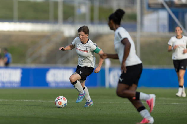 Fußball I Frauen I Testspiel I FC Schalke 04 - Borussia Mönchengladbach I 16.07.2026 Yvonne Zielinski (17, Borussia Mönchengladbach) Gelsenkirchen Am Parkstadion Nordrhein-Westfalen Deutschland Copyright: xLobeca CedricxSiefkerx
