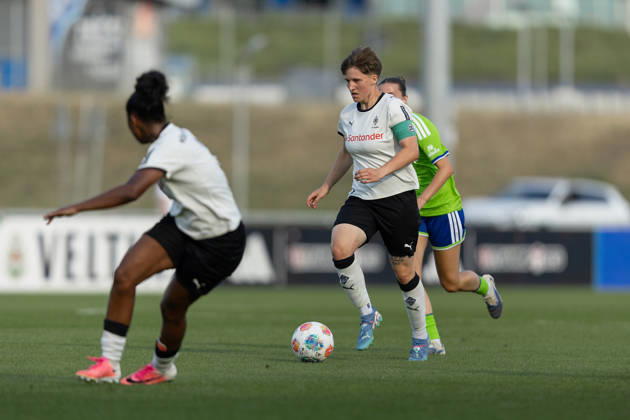 Fußball I Frauen I Testspiel I FC Schalke 04 - Borussia Mönchengladbach I 16.07.2026 Yvonne Zielinski (17, Borussia Mönchengladbach) Gelsenkirchen Am Parkstadion Nordrhein-Westfalen Deutschland Copyright: xLobeca CedricxSiefkerx
