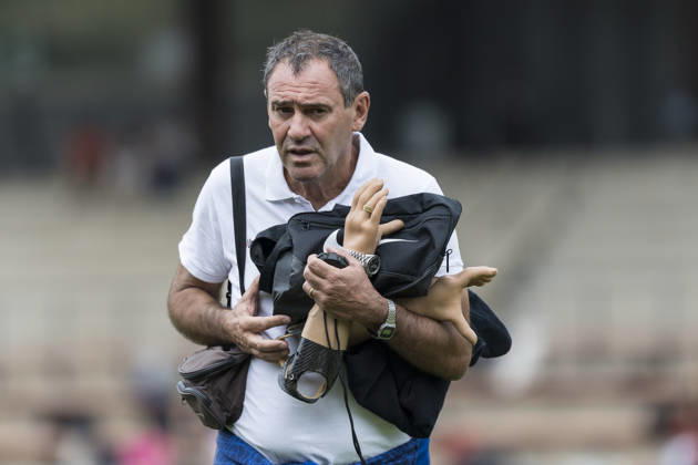 Sport Themen der Woche KW29 Sport Bilder des Tages LEVERKUSEN, GERMANY - JULY 18, 2026 : Impressions - a staff member with prothetic arms during the Para Heimspiel 7.0 at Fritz Jacobi Sports Complex on July 18, 2026 in Leverkusen, Germany. Northrhine-Westphalia Germany Copyright: xAxelxKohringx
