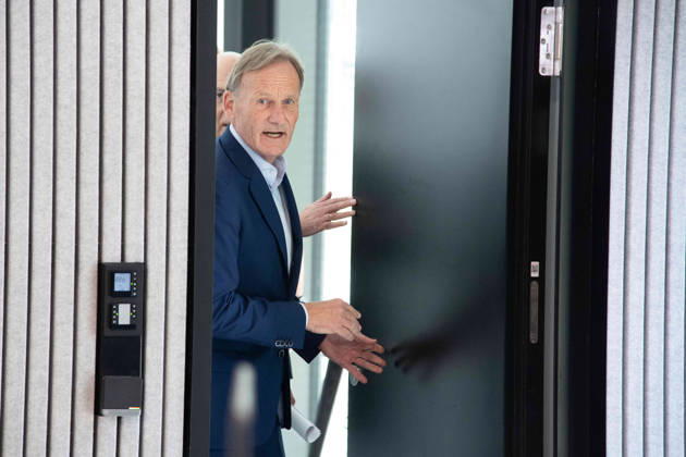 Hans-Joachim WATZKE, DFB-Vizepraesident, kommt zur Pressekonferenz Pressekonferenz des DFB zur Vorstellung von Juergen Klopp als neuer Fussball-Bundestrainer, DFB-Campus in Frankfurt am 24.07.2026 Â