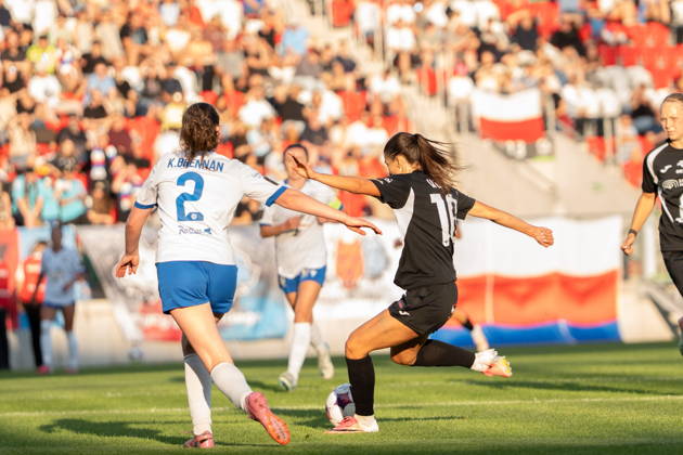 SOSNOWIEC 25.07.2026 MECZ I RUNDA KWALIFIKACJI LIGA MISTRZOW SEZON 2026 27 CZARNI SOSNOWIEC - ATHLONE TOWN -- UEFA WOMEN S CHAMPIONS LEAGUE QUALIFYING FIRST ROUND MATCH CZARNI SOSNOWIEC - ATHLONE TOWN WERONIKA WOJCIK KELLIE BRENNAN FOT. MATEUSZ WIEWIORKA 400mm.pl NEWSPIX.PL --- newspix.pl