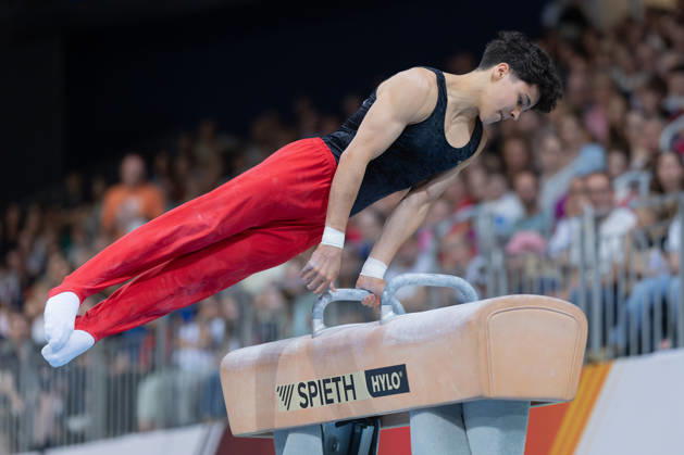 Deutsche Meisterschaften im Gerätturnen 2026, Gerätfinals Jonas Eder (MTV 1846 Ludwigsburg) bei seiner Übung im Gerätfinale am Pauschenpferd. Deutsche Meisterschaften im Gerätturnen, Gerätfinals, am 25. Juli 2026 in der ZAG-Arena in Hannover., Hannover Niedersachsen Deutschland ZAG Arena