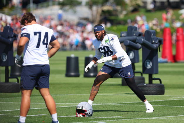 July 26, 2026; Foxborough, MA, USA; New England Patriots tackle Dametrious Crownover (68) participates in drills during Patriots training camp at Gillette Stadium. CSM NFL, American Football Herren, USA 2026: Patriots Training Camp JUL 26 - ZUMAc04_ 20260726_zma_c04_141 Copyright: xAnthonyxNesmithx