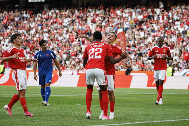 Jhon Duran and Gianluca Prestianni seen celebrating after goal during International Friendly, Länderspiel, Nationalmannschaft game between teams of SL Benfica and CF Belenenses (Ana Catarina Santana Ball Raw Images) Lisbon Estadio da Luz Portugal Copyright: xAnaxCatarinaxSantanax ana_santana_benfica_belenenses_26_27-84