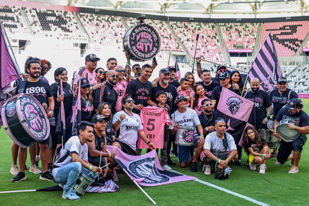 Sport Bilder des Tages July 30, 2026, Miami, Florida, USA: Brazilian midfielder Casemiro is seen with Inter Miami supporters as he is introduced as Inter Miami s new signing during a welcome and media event at NU Stadium in Miami, Florida, Miami USA - ZUMAa257 20260730_zsp_a257_008 Copyright: xChrisxArjoonx