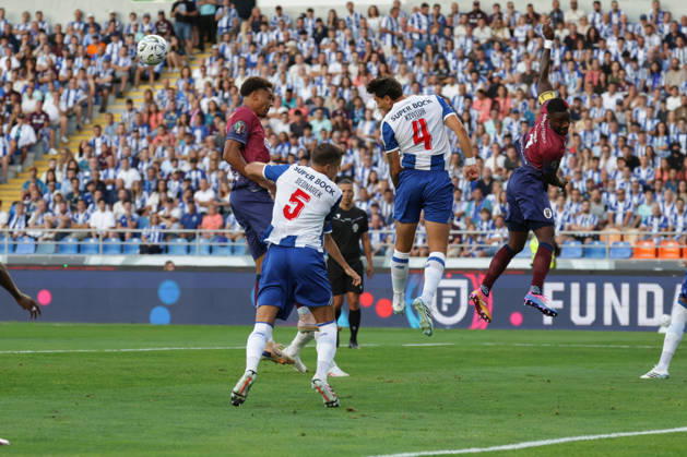 Supertaça Portugal Estadio Cidade de Coimbra, August 01, 2026, Coimbra v.l. Jan Bednarek (FC Porto), Jakub Kiwior (FC Porto) Coimbra Estádio Cidade de Coimbra Coimbra Portugal Copyright: xFernandoxSoaresx