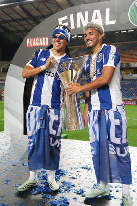 Supertaça Portugal Estadio Cidade de Coimbra, August 01, 2026, Coimbra v.l. The FC Porto team celebrates the 2026 Portuguese Super Cup, Pepe (FC Porto), William Gomes (FC Porto) Coimbra Estádio Cidade de Coimbra Coimbra Portugal Copyright: xFernandoxSoaresx