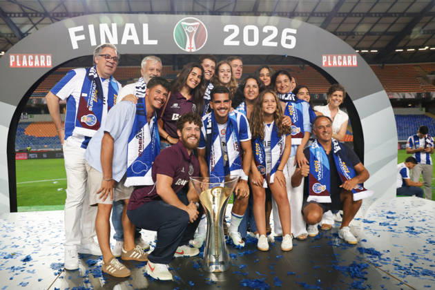 Supertaça Portugal Estadio Cidade de Coimbra, August 01, 2026, Coimbra v.l. The FC Porto team celebrates the 2026 Portuguese Super Cup, Andre Silva (FC Porto) Coimbra Estádio Cidade de Coimbra Coimbra Portugal Copyright: xFernandoxSoaresx