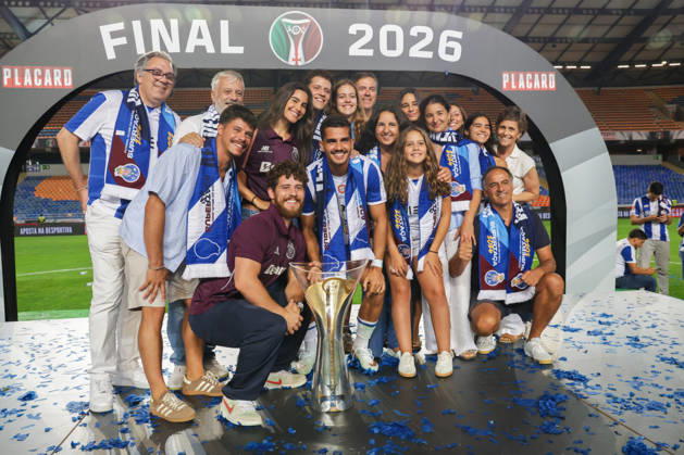 Supertaça Portugal Estadio Cidade de Coimbra, August 01, 2026, Coimbra v.l. The FC Porto team celebrates the 2026 Portuguese Super Cup, Andre Silva (FC Porto) Coimbra Estádio Cidade de Coimbra Coimbra Portugal Copyright: xFernandoxSoaresx