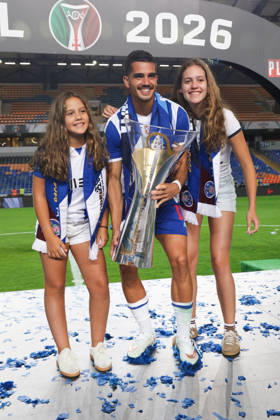 Supertaça Portugal Estadio Cidade de Coimbra, August 01, 2026, Coimbra v.l. The FC Porto team celebrates the 2026 Portuguese Super Cup, Andre Silva (FC Porto) Coimbra Estádio Cidade de Coimbra Coimbra Portugal Copyright: xFernandoxSoaresx