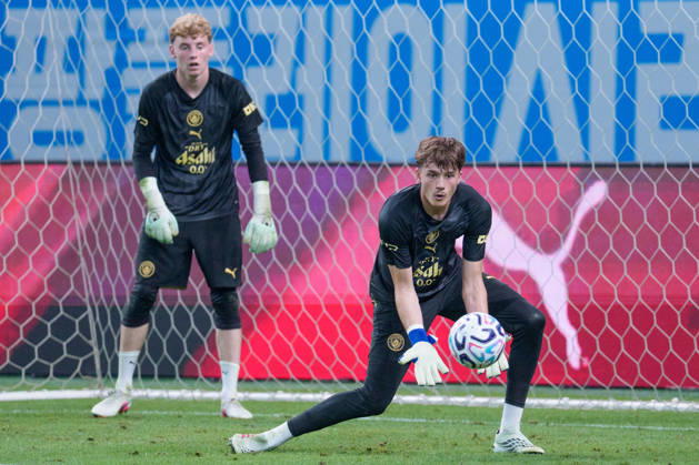 2026 2026 Coupang Play Series football match ( Team K League vs Manchester City FC - 2026 08 05 ) SEOUL, SOUTH KOREA, AUGUST 05: Max Chabot of Manchester City catches the ball during the 2026 Coupang Play Series football match match between Team K League and Manchester City FC at the Seoul World Cup Stadium in Seoul, South Korea, on August 05, 2026. Seoul Seoul World Cup Stadium South Korea 8284_287530 Copyright: xStevexChoxKyewoong PentaxPressx