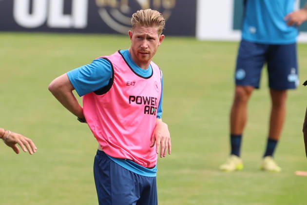 SSC Napoli Training Session Kevin De Bruyne of Napoli during a training session on Day of the preseason camp of SSC Napoli at stadio Patini in Castel di Sangro, Italy, on August 7, 2025. Castel di Sangro Abruzzo Italy Copyright: xCiroxDexLucax originalFilename:deluca-sscnapol260807_npQ0C