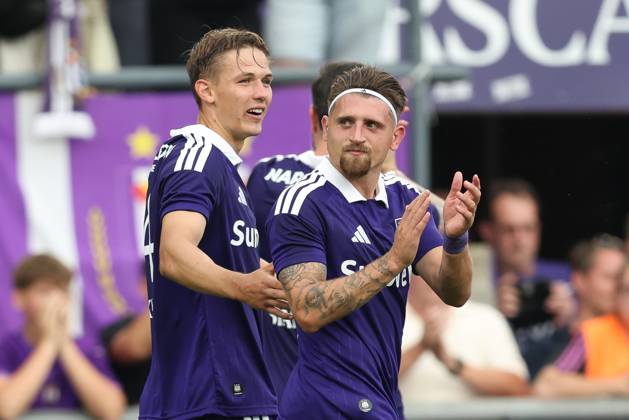 Anderlecht s Danylo Sikan and Anderlecht s Adriano Bertaccini celebrate after winning a soccer match between RSC Anderlecht and RAAL La Louviere, Sunday 9 August 2026 in Anderlecht, on day 1 of the 2026-2027 Jupiler Pro League first division of the Belgian championship. BRUNOxFAHY x183039489x