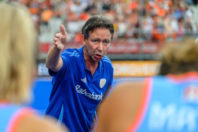 AMSTELVEEN, 15-08-2026, Wagener Stadion, FIH Hockey World Cup 2026 Women, 2026. Raoul Ehren during the break of the game Netherlands - Chile (women). Netherlands - Chile (women) x205738425x Copyright: