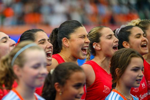 AMSTELVEEN, 15-08-2026, Wagener Stadion, FIH Hockey World Cup 2026 Women, 2026. Team Chili during the play of the national anthem before the match Netherlands - Chile (women). Netherlands - Chile (women)  x205740012x Copyright: