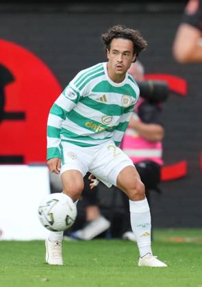 Mika Baur of Celtic on his debut Dundee United v Celtic, Premier Sports Cup, Second Round, Football, Tannadice Park, Dundee, Scotland, UK - 15 Aug 2026Dundee Tannadice Park Scotland United Kingdom  Copyright: xStuartxWallace Shutterstockx 17070085cl