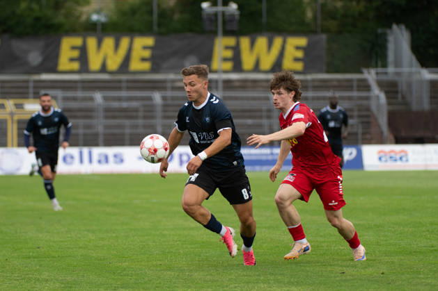 15.08.2026, GER, Fussball, Regionalliga Nord, 4.Spieltag, Saison 2026 2027, Oldenburg, Marschwegstadion, VfB Oldenburg vs FC Eintracht Norderstedt am Ball Rafael BRAND ( VfB Oldenburg 8 ) Oldenburg Marschwegstadion Niedersachsen Deutschland Copyright: xnordphotoxGmbHx xRojahnx