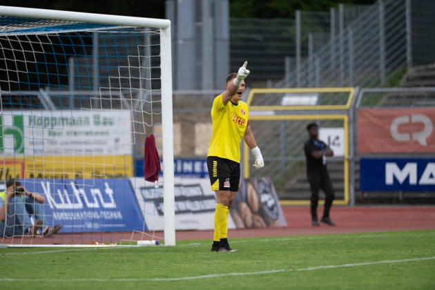 15.08.2026, GER, Fussball, Regionalliga Nord, 4.Spieltag, Saison 2026 2027, Oldenburg, Marschwegstadion, VfB Oldenburg vs FC Eintracht Norderstedt verletzte sich leider in den Schlussminuten Lars HUXSOHL ( FC Eintracht Norderstedt 1 ) Oldenburg Marschwegstadion Niedersachsen Deutschland Copyright: xnordphotoxGmbHx xRojahnx