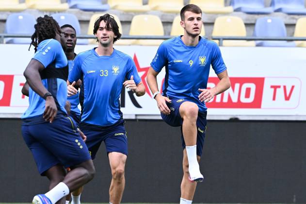 STVV s players pictured in action during a training session of Belgian soccer team Sint-Truidense V.V., Wednesday 19 August 2026 in Sint-Truiden, in preparations of the first leg of the play-off round for the UEFA Europa League league phase, against Cypriot team AC Omonoia Nicosia. JILLxDELSAUX x183761523x
