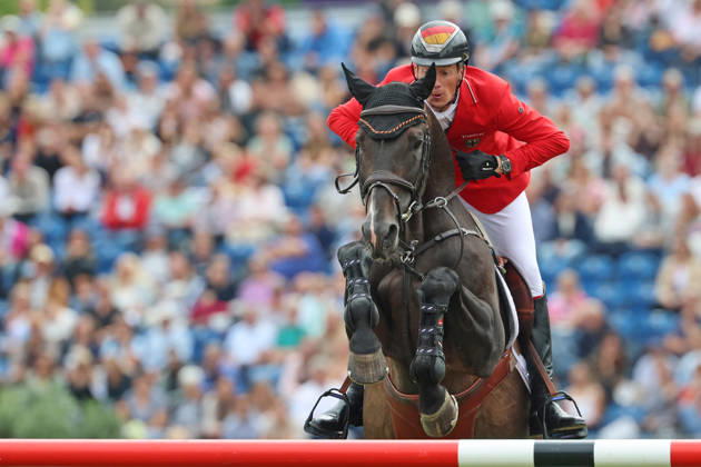 Daniel Deusser (GER, Deutschland) mit Pferd Otello de Guldenboom , Team Deutschland mit drei weiteren 0 Runden in der Führung , Springen, FEI Jumping World Championship, WM, Weltmeisterschaft , FEI Jumping World Championship Second Competition Team Final & Second Individual Qualifier, Mercedes-Benz Prize, Mercedes-Benz Prize, Einzel und Teamwertung, Jumping , AACHEN - FEI World Championships 2026, Weltfest des Pferdesports, Reitsport Weltmeisterschaft 2026, Aachen 2026, Welcome Home 2026, Aachener Soers, 11. bis 23. August 2026, Reitsport, 20.08.2026, Aachen Aachener Soers Deutschland