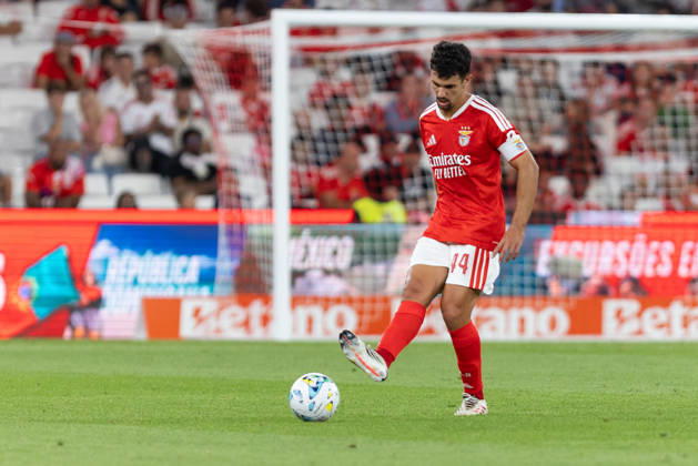 August 20, 2026, Lisbon, Lisbon, Portugal: Benfica defender from Portugal TOMAS ARAUJO (44) in action during the game for the 1st Leg of UEFA Europa League Qualifier Playoff between Benfica and Aarhus at Estadio da Luz Soccer 2026: Benfica Vs Napoli - ZUMAs359 20260820_zsp_s359_018 Copyright: xAlexandrexdexSousax
