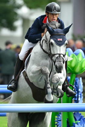 Aachen, Hauptstadion, 19.08.26, GER, FEI World Championships Aachen 2026, Turkish Airlines-Preis, Springreiten, First Competition Team & Individual Qualifier Bild: Scott BRASH (Grossbritannien) mit Hello Mango Nordrhein-Westfalen Deutschland