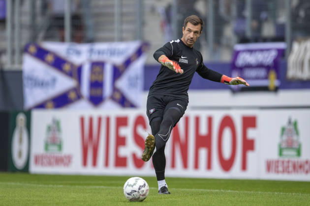 GER, Aue, Fussball, DFB-Pokal, 1. Hauptrunde, FC Erzgebirge Aue vs. TSG 1899 Hoffenheim im Bild v.l.: Martin Maennel (FC Erzgebirge Aue 01), warm up, heute in der Startelf 22.08.2026, EINS Erzgebirgsstadion Aue DFB REGULATIONS PROHIBIT ANY USE OF PHOTOGRAPHS AS IMAGE SEQUENCES AND OR QUASI-VIDEO, Copyright: HMBxMedia PaulxFritz