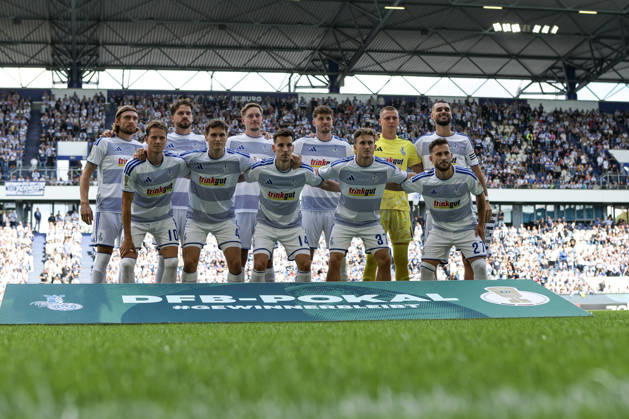 22.08.2026, GER, Fussball, Herren, DFB-Pokal, Saison 2026 2027, MSV Duisburg - SV Elversberg die Mannschaft vom MSV Duisburg Duisburg schauinsland-reisen Arena Nordrhein-Westfalen Deutschland Copyright: xAdrianxSchlüterx