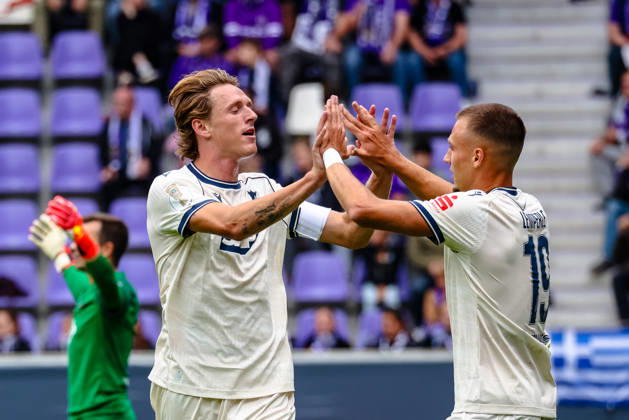 Wouter Burger (TSG 1899 Hoffenheim, 18) und 99 Hoffenheim, 19) Jubel, Torjubel, jubelt ueber Tor zum 0:2, FC Erzgebirge Aue vs. TSG Hoffenheim, Fussball, DFB Pokal, 1. Runde, Saison 2026 2027, 22.08.2026,¨ DFL REGULATIONS PROHIBIT ANY USE OF PHOTOGRAPHS AS IMAGE SEQUENCES AND OR QUASI-VIDEO,¨ FC Erzgebirge Aue vs. TSG Hoffenheim, Fussball, DFB Pokal, 1. Runde, Saison 2026 2027, 22.08.2026, Aue Copyright: xEibner-Pressefoto LauraxRoemerx EP_LRR