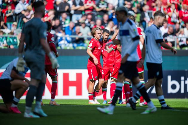 22.08.2026 - Fußball, 2026 2027, DFB-Pokal, 1. Hauptrunde, SV Hemelingen - Hannover 96: (L-R) Lars Gindorf (Hannover) jubelt nach seinem Tor zum 0:2 mit Waniss Taibi (Hannover) DFB REGULATIONS PROHIBIT ANY USE OF PHOTOGRAPHS AS IMAGE SEQUENCES AND OR QUASI-VIDEO.