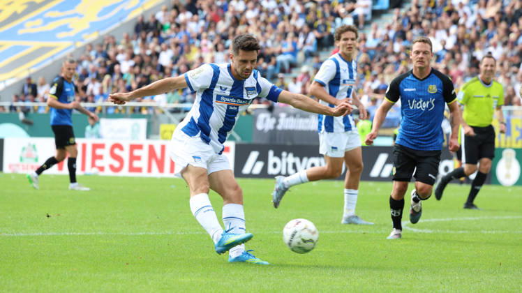 22.08.2026, xrekx, Fussball DFB Pokal 1.Runde, 1.FC Saarbruecken - Hertha BSC Berlin v.l. Josip Brekalo (Hertha BSC) (DFL DFB REGULATIONS PROHIBIT ANY USE OF PHOTOGRAPHS as IMAGE SEQUENCES and or QUASI-VIDEO) Saarbruecken