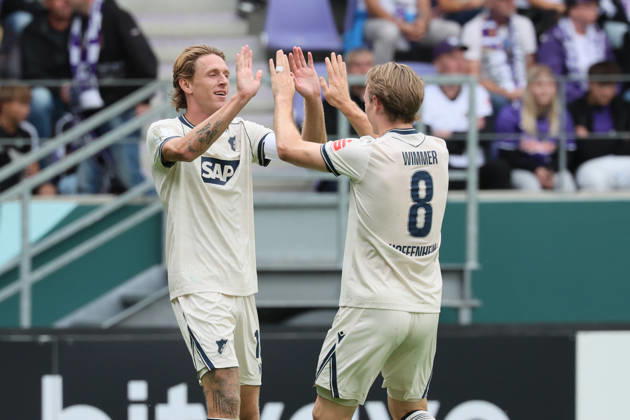 Erz.Aue - Hoffenheim DFB-Pokal Aue, 22.08.2026, Erzgebirgsstadion, Fußball, DFB Pokal, 1.Hauptrunde , FC Erzgebirge Aue vs. TSG 1899 Hoffenheim , Tor für Hoffenheim zum 0:2. Im Bild v.l.: Torschütze Wouter Burger (18, Hoffenheim) und Patrick Wimmer ( 8, Hoffenheim), Torjubel , , Nur für journalistische Zwecke. Only for editorial use! , DFB regulations prohibit any use of photographs as image sequences and or quasi-video. ,