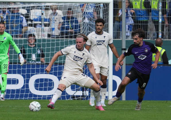 22.08.2026, eins Erzgebirgsstadion, Aue, GER, DFB Pokal, Erzgebirge Aue vs TSG Hoffenheim , Patrick Wimmer (Hoffenheim) (Photo by Hasan Bratic DeFodi Images) -
