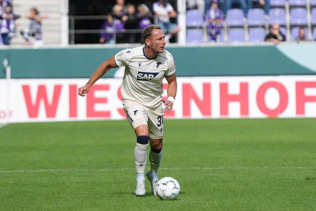 22.08.2026, eins Erzgebirgsstadion, Aue, GER, DFB Pokal, Erzgebirge Aue vs TSG Hoffenheim , Vladimir Coufal (Hoffenheim) (Photo by Hasan Bratic DeFodi Images) -
