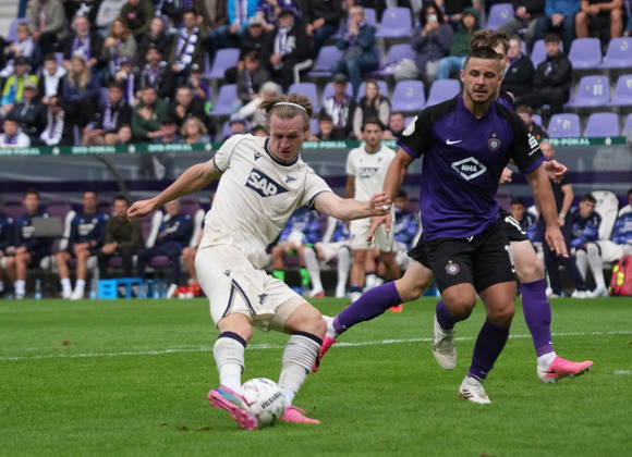 22.08.2026, eins Erzgebirgsstadion, Aue, GER, DFB Pokal, Erzgebirge Aue vs TSG Hoffenheim , Patrick Wimmer (Hoffenheim) erzielt das Tor zum 0:2. (Photo by Hasan Bratic DeFodi Images) -