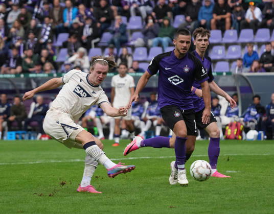 22.08.2026, eins Erzgebirgsstadion, Aue, GER, DFB Pokal, Erzgebirge Aue vs TSG Hoffenheim , Patrick Wimmer (Hoffenheim) erzielt das Tor zum 0:2. (Photo by Hasan Bratic DeFodi Images) -