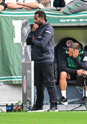 22.08.2026,GER Fußball, Männer,DFB Pokal, 1.Runde Saison 2026 2027, Hamburg, Lüneburger SK vs Werder Bremen Trainer Daniel Thioune (Werder) DFB DFL regulations prohibit any use of photographs as image sequences and or quasi-video) Hamburg Millerntorstadion Hamburg Deutschland Copyright: xnordphotoxGmbH xWitkex