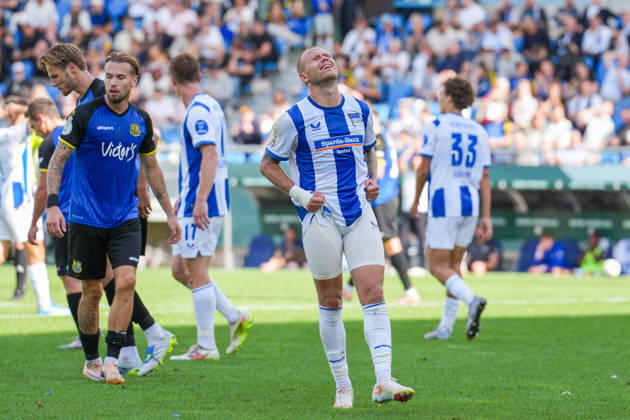 22.08.2026, xydrx, Fußball, DFB Pokal, 1. FC Saarbrücken - Hertha BSC, Saison 2026 2027, Ludwigsparkstadion: Jon Dagur Thorsteinsson (Hertha BSC, 23) ärgert sich über eine vergebene Chance DFB regulations prohibit any use of photographs as image sequences and or quasi-video. Copyright: HMBxMedia YannisxDreimann