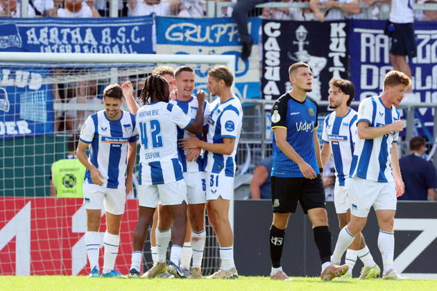 22.08.2026, xrekx, Fussball DFB Pokal 1.Runde, 1.FC Saarbruecken - Hertha BSC Berlin v.l. Paul Seguin (Hertha BSC) erzielt das Tor, Treffer, scores the goal zum 0:1 (DFL DFB REGULATIONS PROHIBIT ANY USE OF PHOTOGRAPHS as IMAGE SEQUENCES and or QUASI-VIDEO) Saarbruecken
