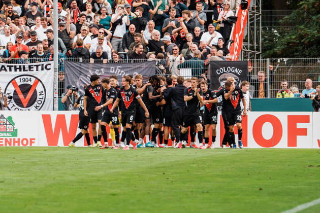 Deutschland, Köln (Sportpark Höhenberg): DFB-Pokal, 1. Runde, FC Viktoria Köln - 1. FC Nürnberg, Ausgleich, Tor Köln, Meiko Sponsel (FC Viktoria Köln, 19), Jubel, Emotionen, Verlängerung, Last Minute Copyright: xThiemoxRudolphx