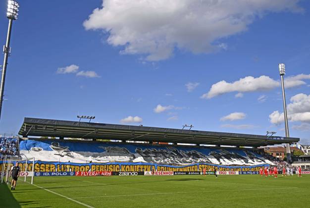 22.08.2026, Fussball DFB-Pokal 2026 27, 1.Runde, TSV 1860 München - Holstein Kiel, im Stadion an der Grünwalderstrasse in München, XXXL Choreografie