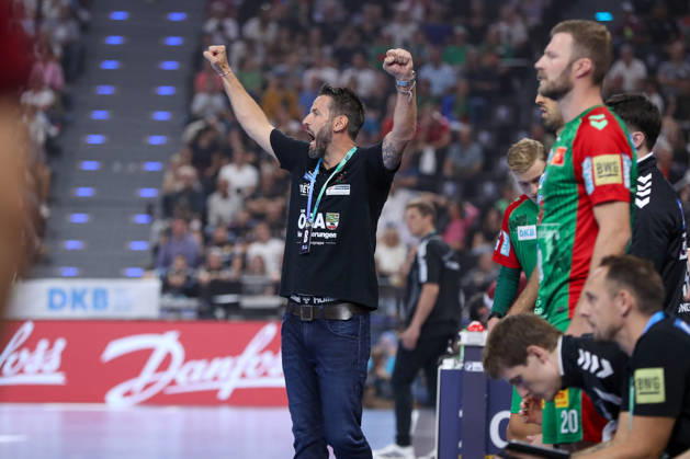 22.08.2026, xgox, Handball - Rexel Super-Cup, SC Magdeburg - Füchse Berlin emspor, v.l. Bennet Wiegert (Magdeburg, Trainer) Jubel, Torjubel, jubelt ueber das Tor, celebrate the goal, celebration München